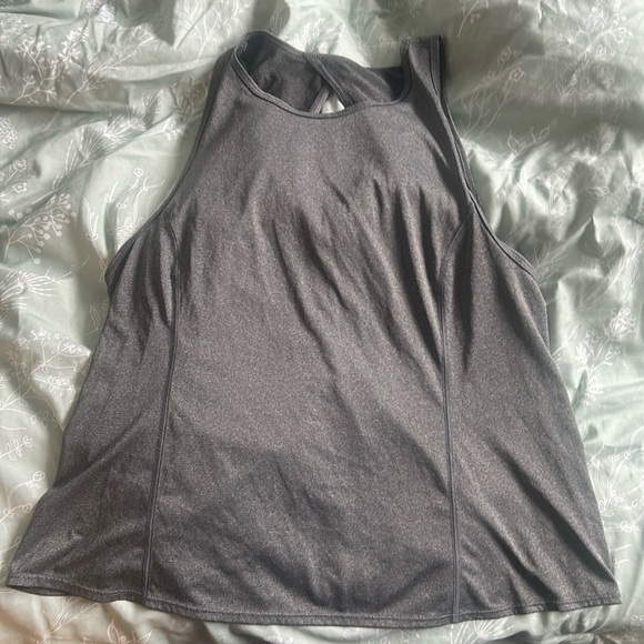 Athletic  tank - Picture 1 of 4